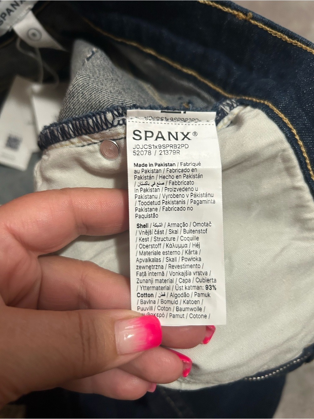 SPANX Womens Straight-Leg Jeans in Dark Indigo with Contrast Stitching - Picture 3 of 4
